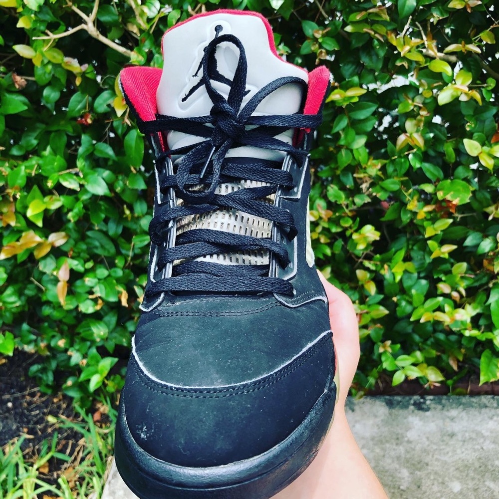 Jordan 5 Supreme